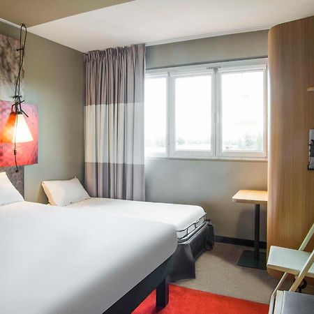 Ibis Tarbes Odos Hotel Exterior photo