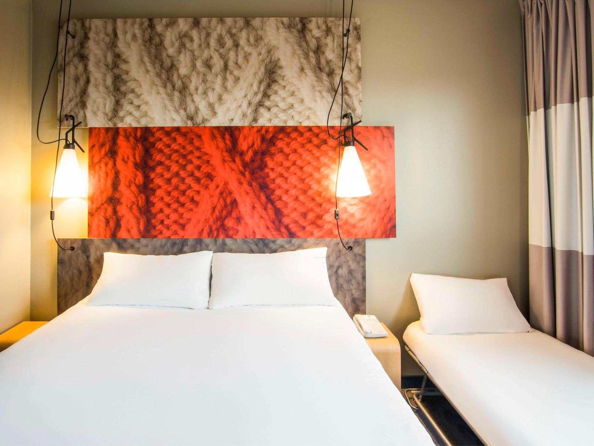 Ibis Tarbes Odos Hotel Exterior photo
