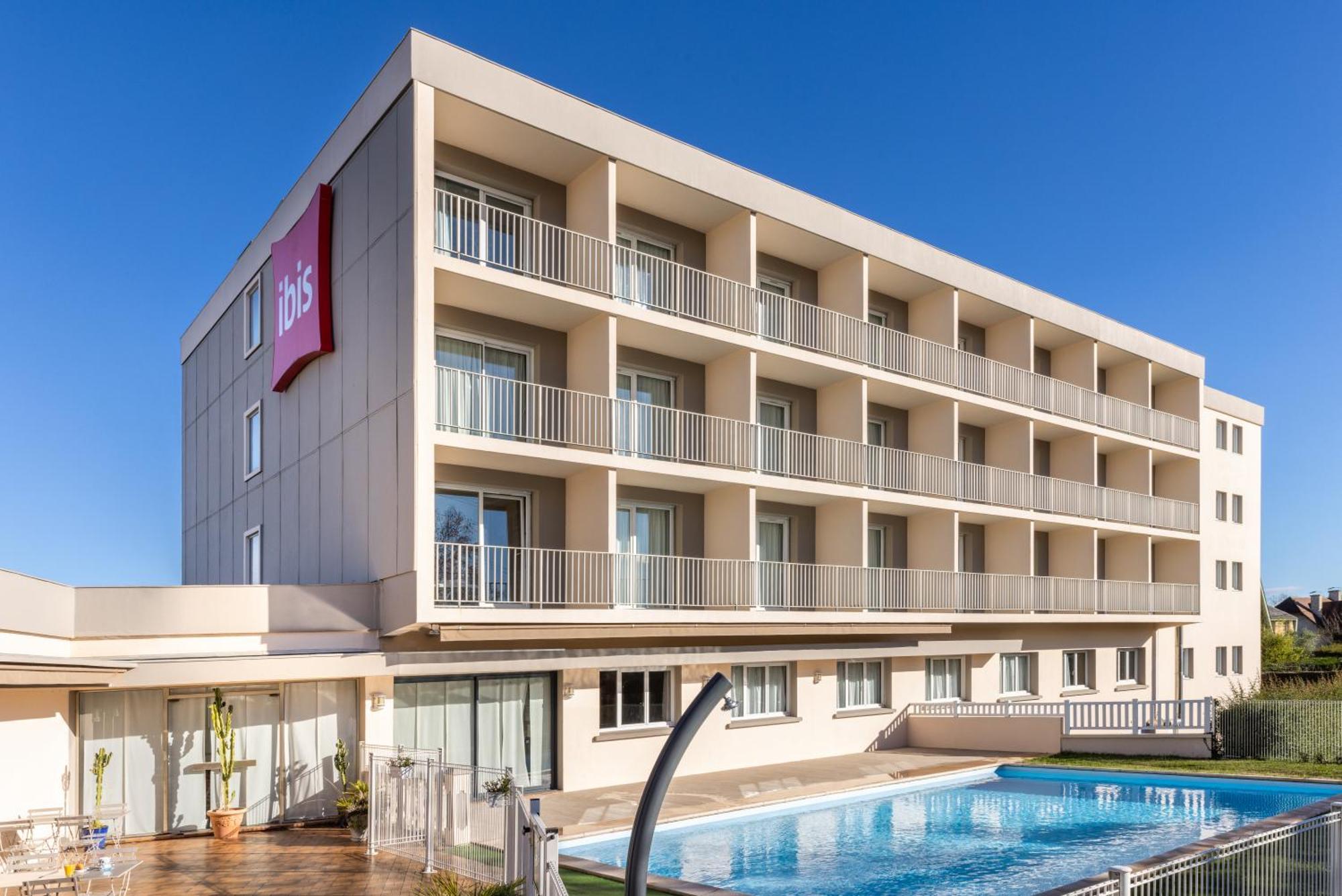 Ibis Tarbes Odos Hotel Exterior photo